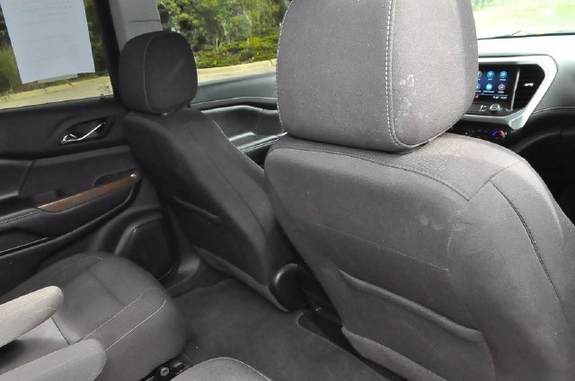 Used 2021 Black GMC SLE image 24