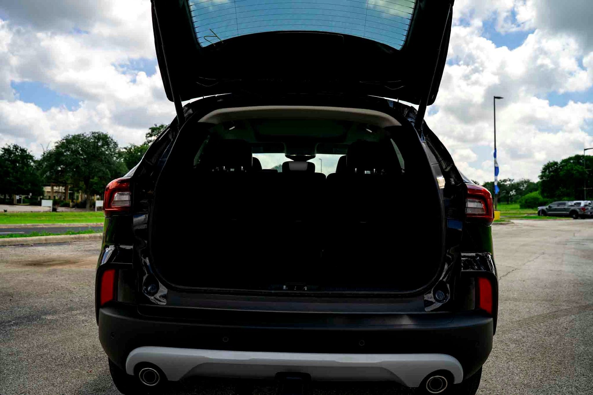 New 2024 Agate Black Metallic Ford PHEV image 6