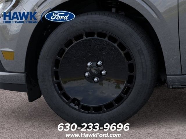 Used 2025 Carbonized Gray Metallic Ford Lobo™ image 20