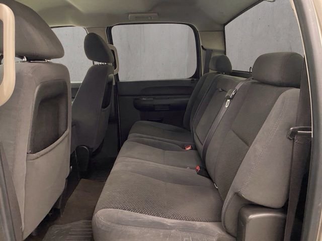Used 2008 Silver Chevrolet LT image 7