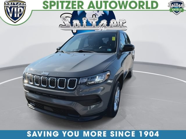 Used 2023 Gray Jeep Sport 4x4 image 4