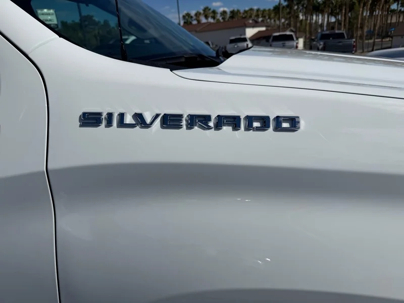 Used 2025 Summit White Chevrolet WT image 23