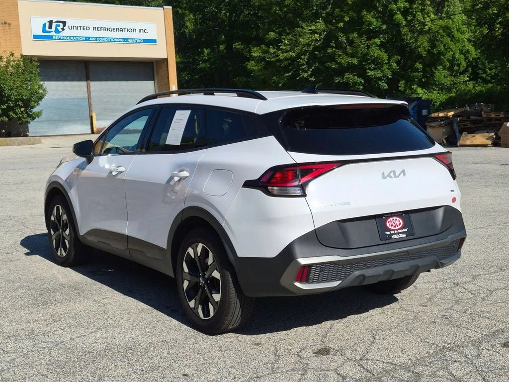 Used 2023 White Kia X-Line image 7