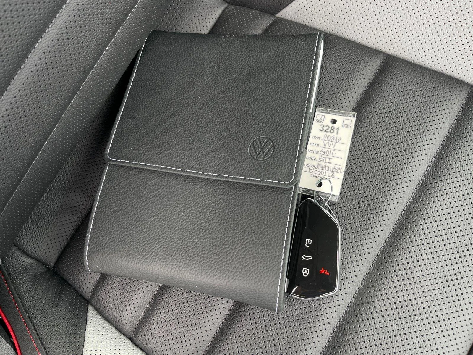 New 2026  Volkswagen Autobahn image 41