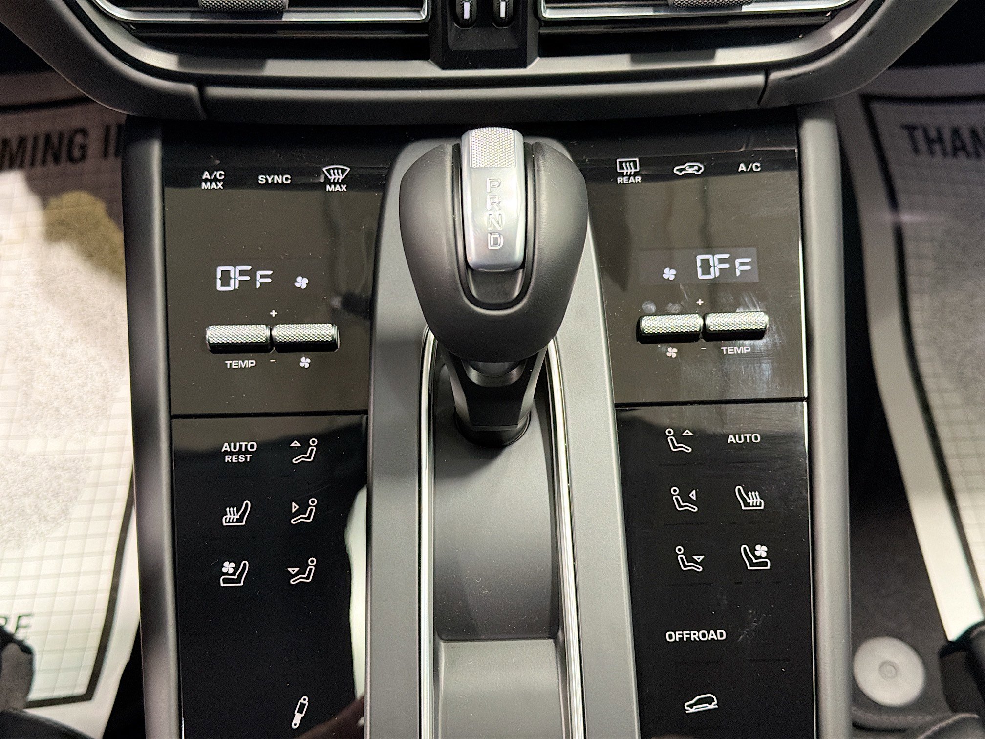 2026 Porsche Macan GTS - Photo 34