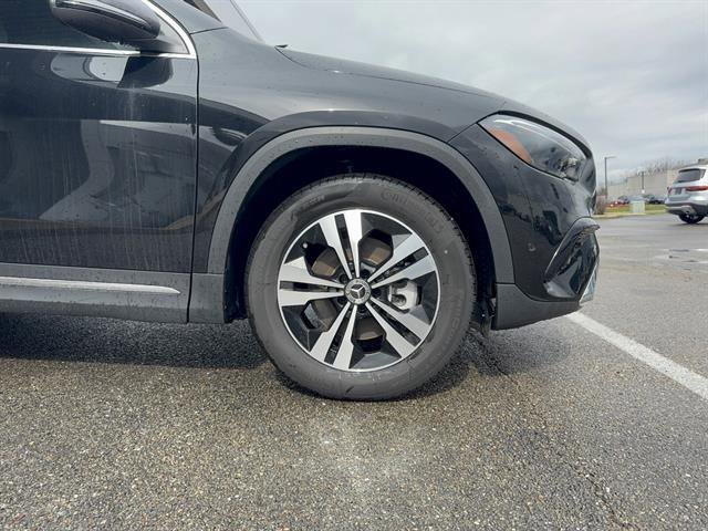New 2026 Night Black Mercedes-Benz GLA 250 4MATIC® image 26