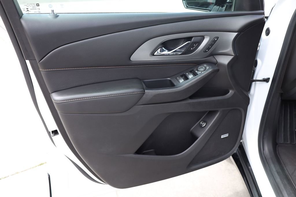 Used 2021 Summit White Chevrolet Premier image 10