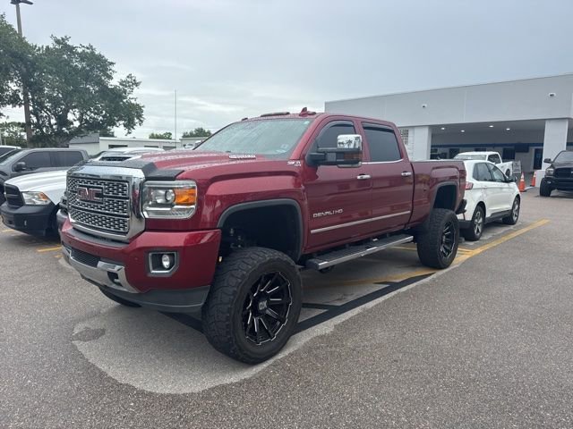 2018 GMC Sierra 4WD Crew Cab Standard Box Denali's photo