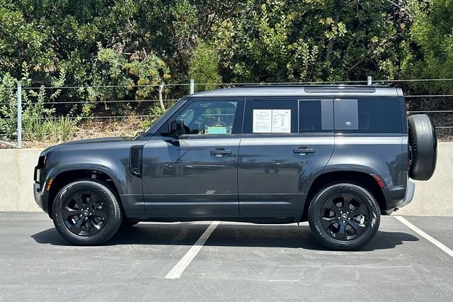 Used 2024 Gray Land Rover S image 2