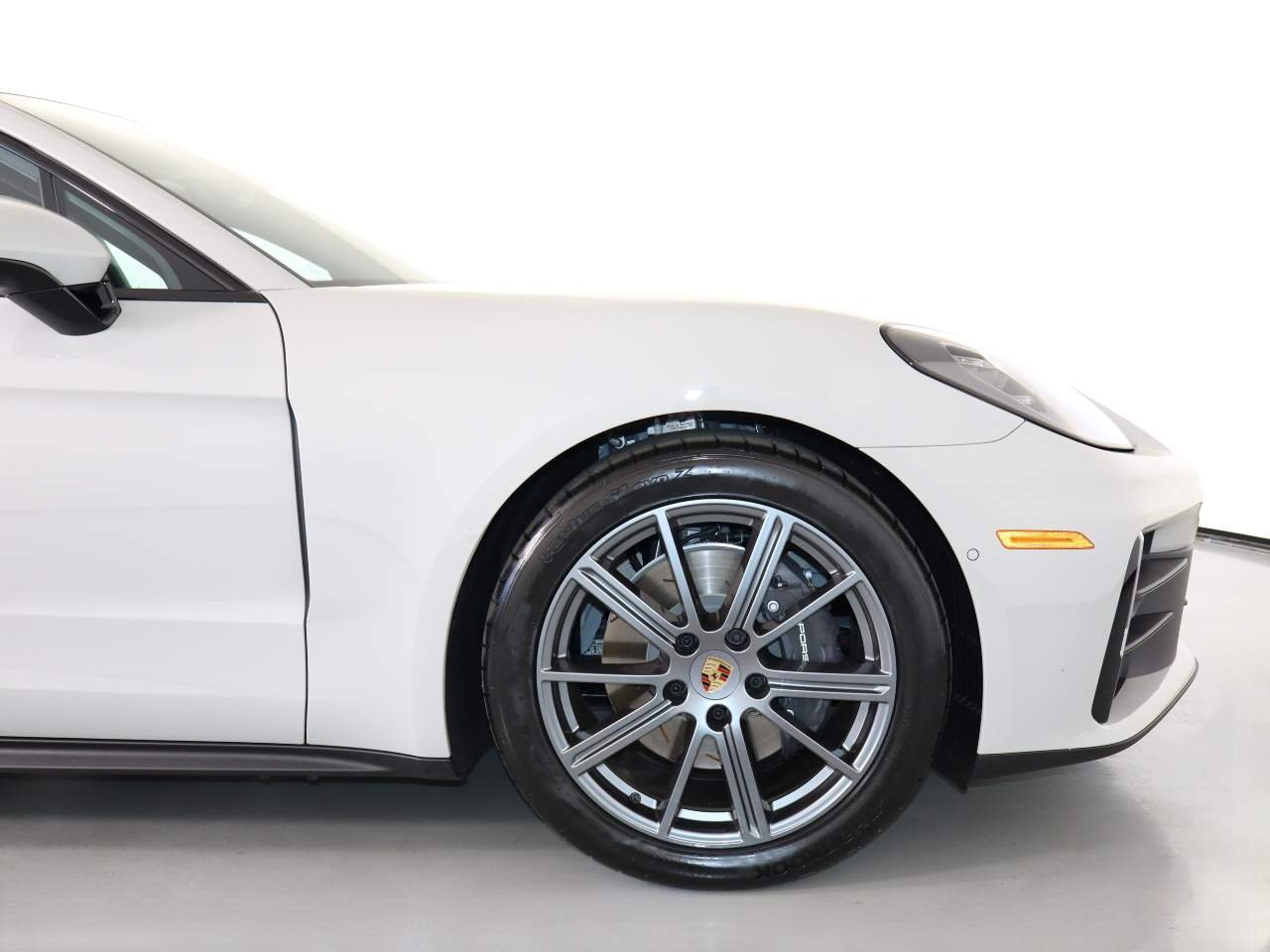 New 2026 Chalk Porsche  image 11