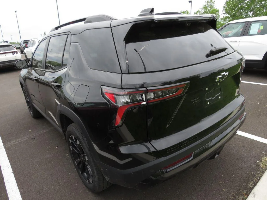 Used 2025 Black Metallic CHEVROLET TRUCK RS image 11