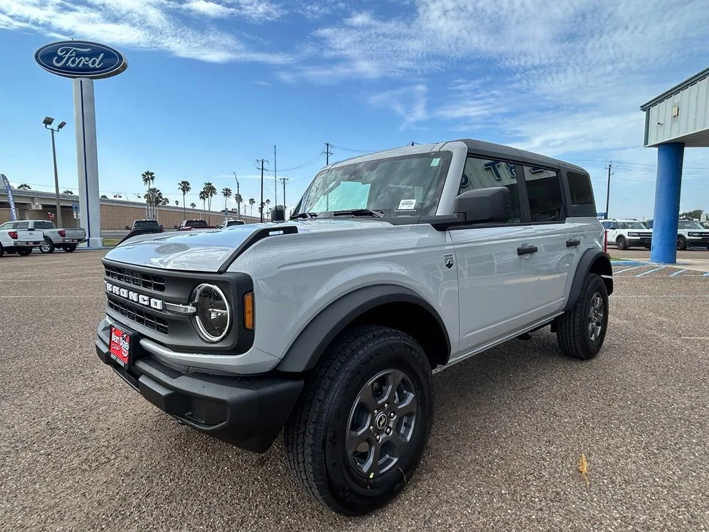 New 2026 Avalanche Gray Ford Big Bend® image 3