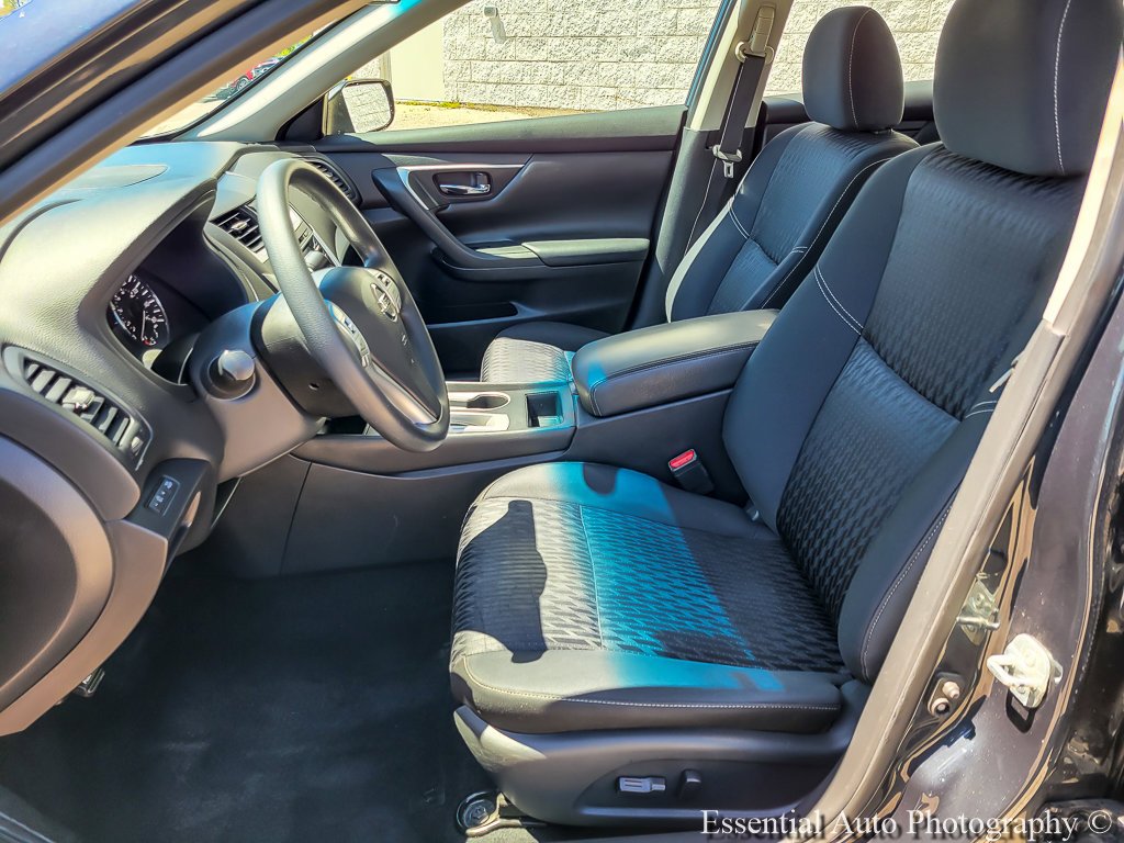 Used 2017 Storm Blue Nissan 2.5 S image 8