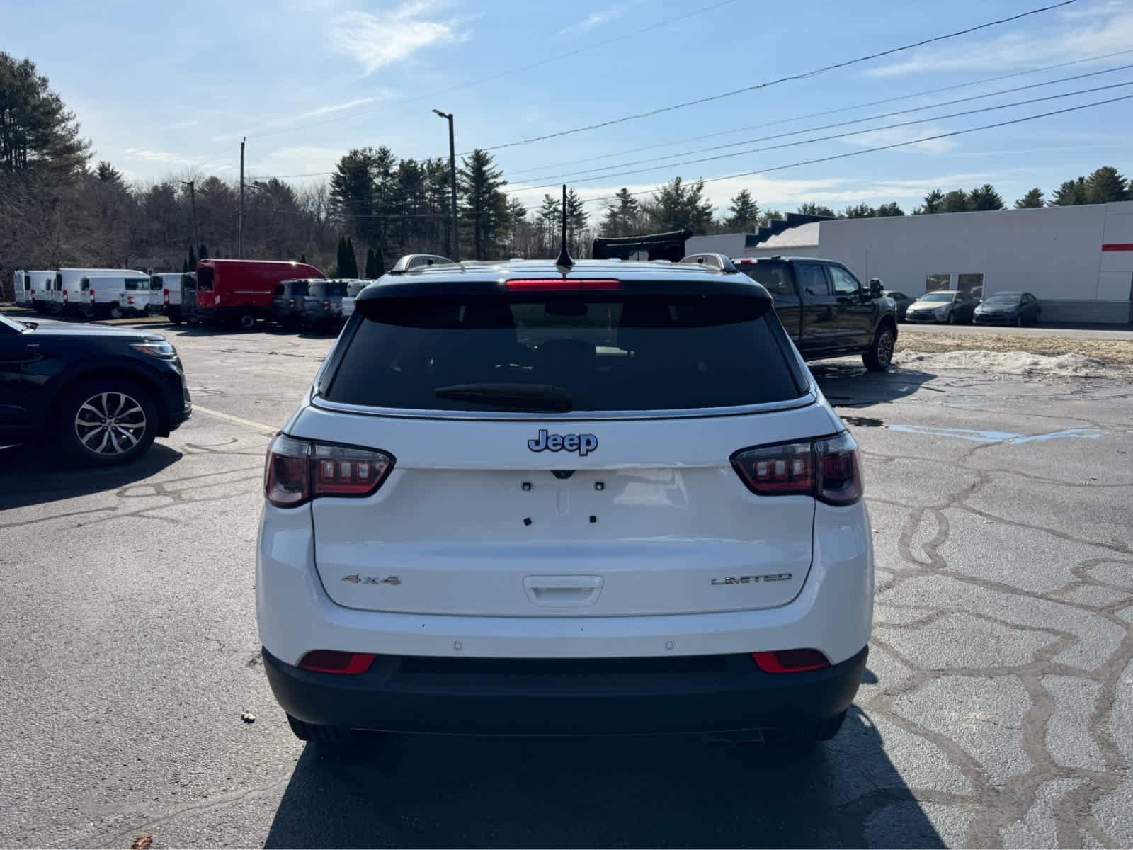 Used 2022 Bright White Clearcoat Jeep Limited image 4