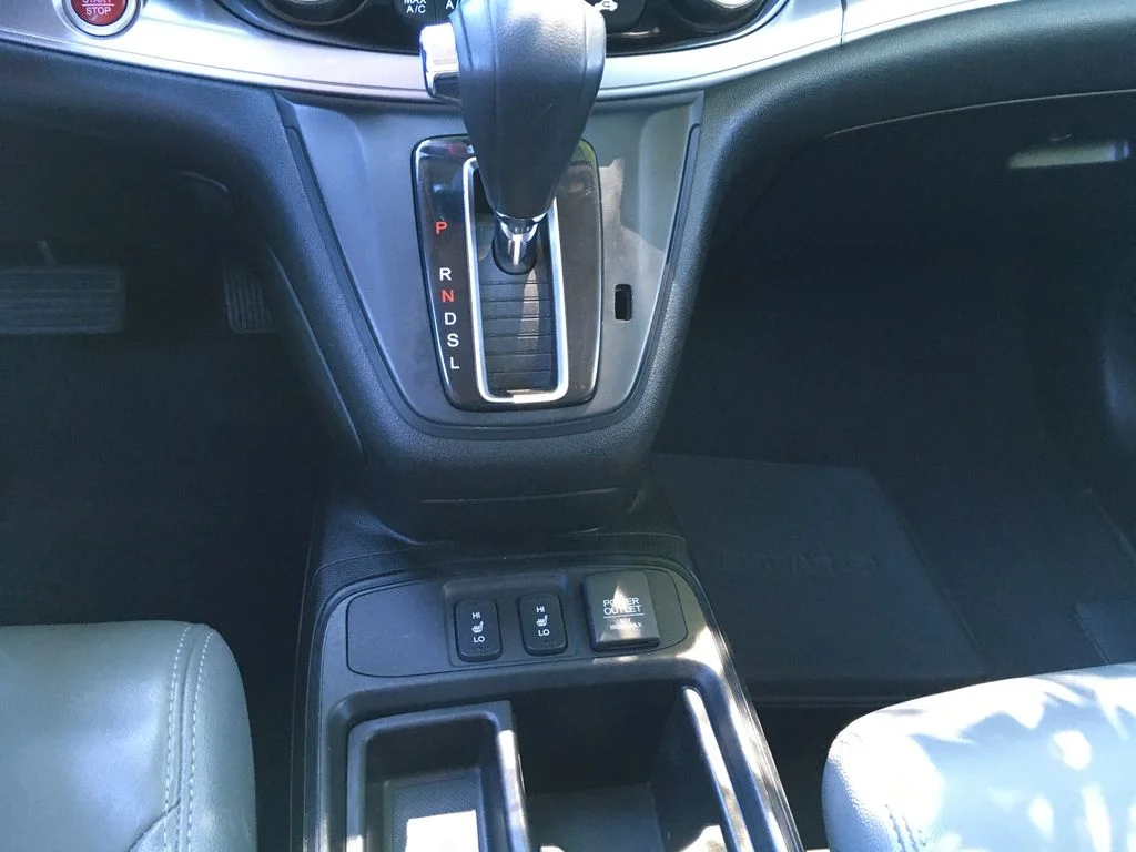 Used 2015  Honda EX image 18