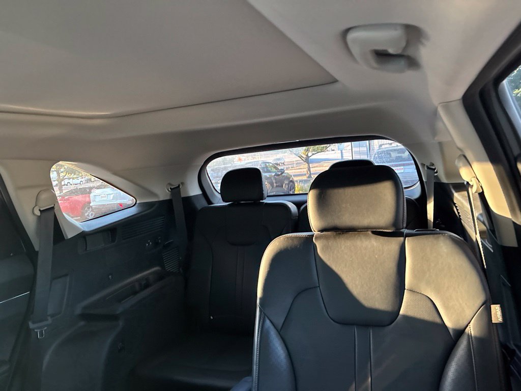 Used 2025 Gray Kia EX image 18