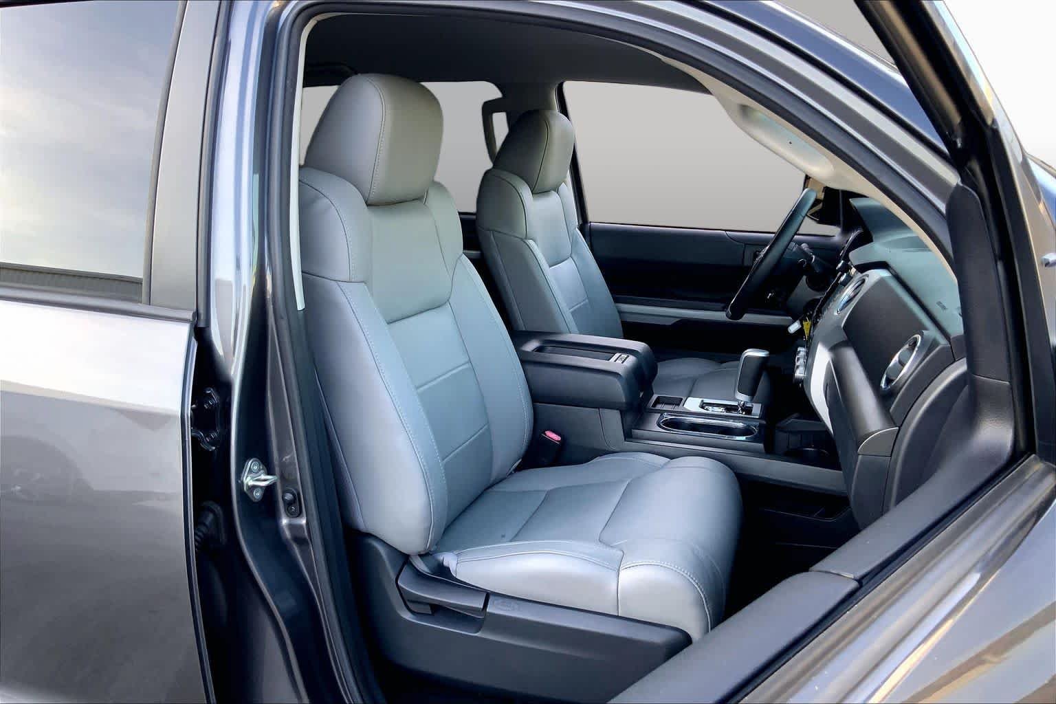 Used 2020 Magnetic Grey Metallic Toyota SR5 image 9
