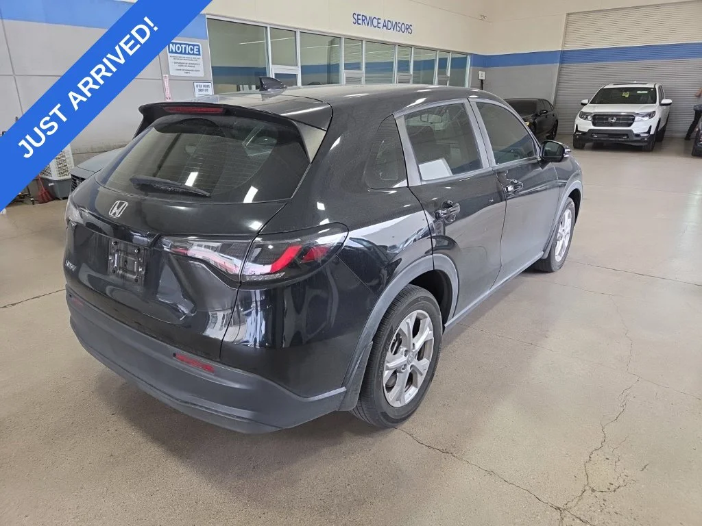 Certified Used 2024 Crystal Black Pearl Honda LX image 3