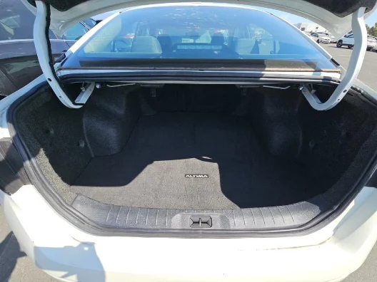 2024 Nissan Altima SV - Photo 10