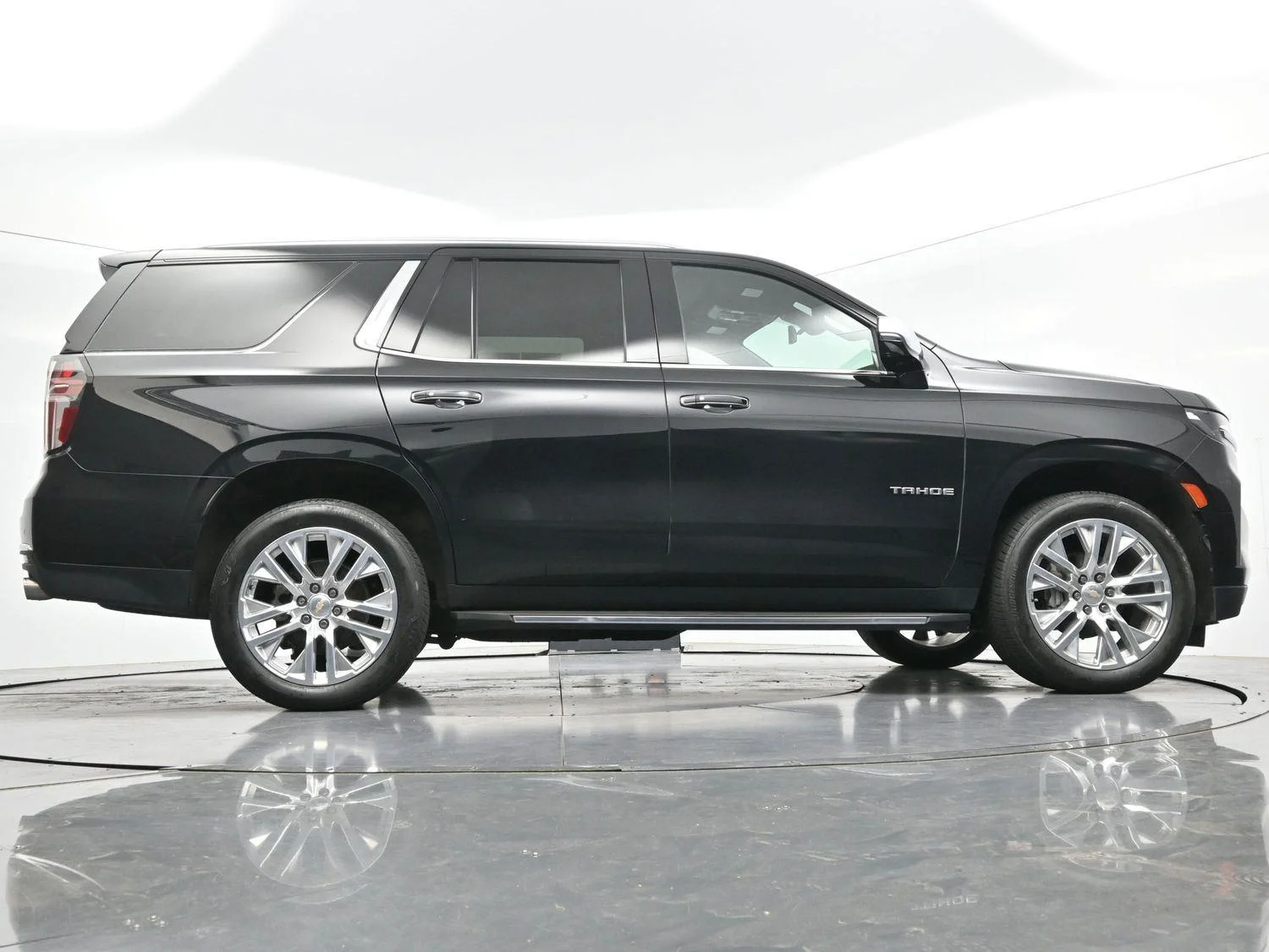 Used 2021 Black Chevrolet Premier image 60