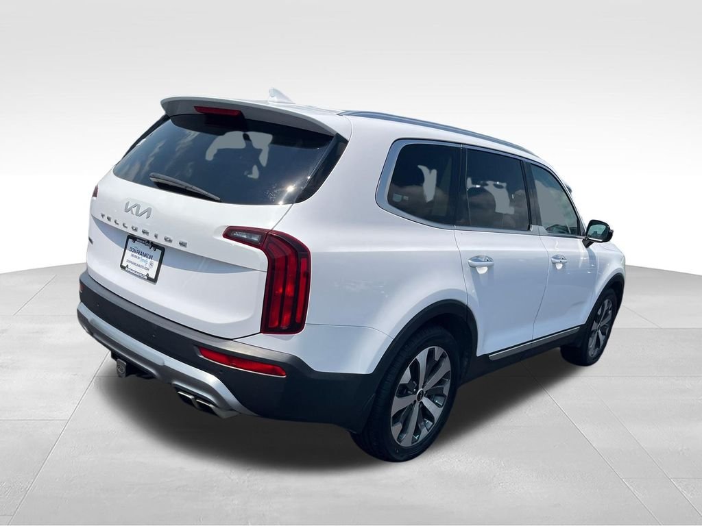 Used 2022 White Kia SX image 5