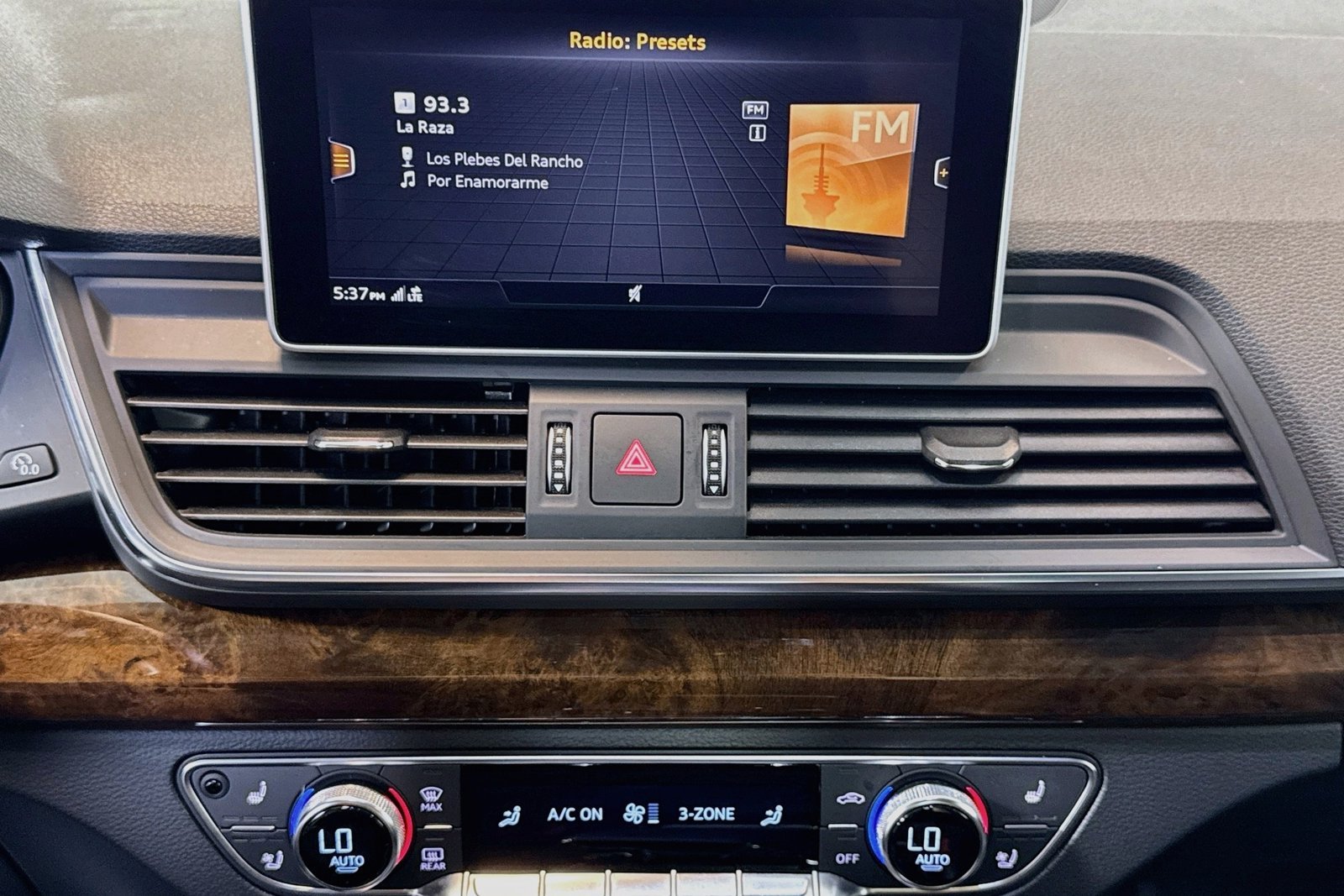 Used 2019 Monsoon Gray Metallic Audi Premium Plus image 15