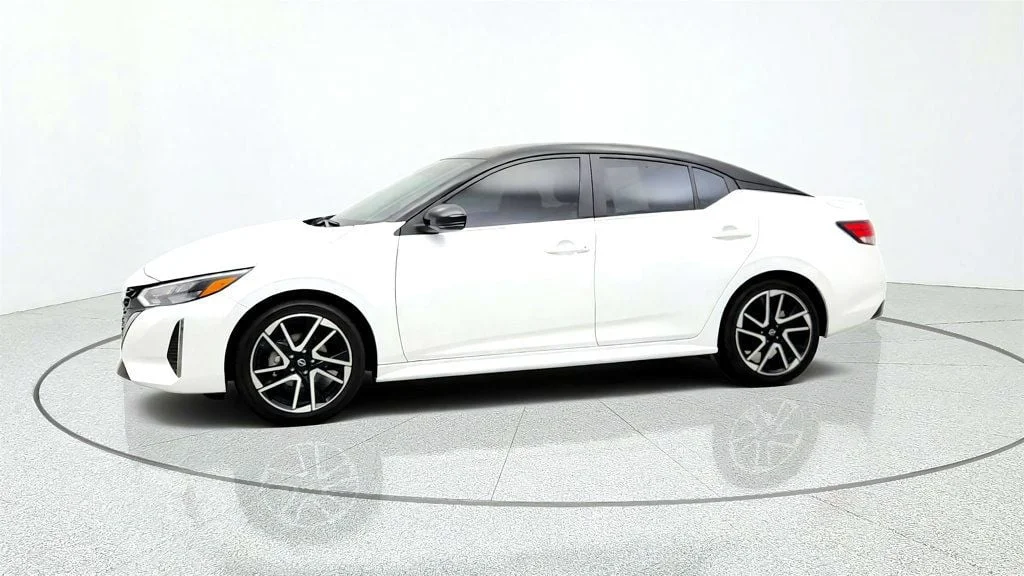 Used 2025 Aspen White Tricoat/Super Black Nissan SR CVT image 8