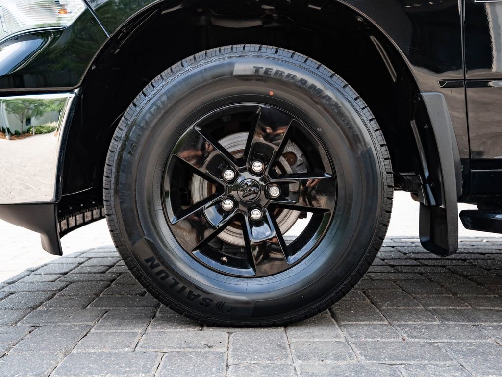 Used 2023 Diamond Black Crystal Pearlcoat Ram Tradesman image 13