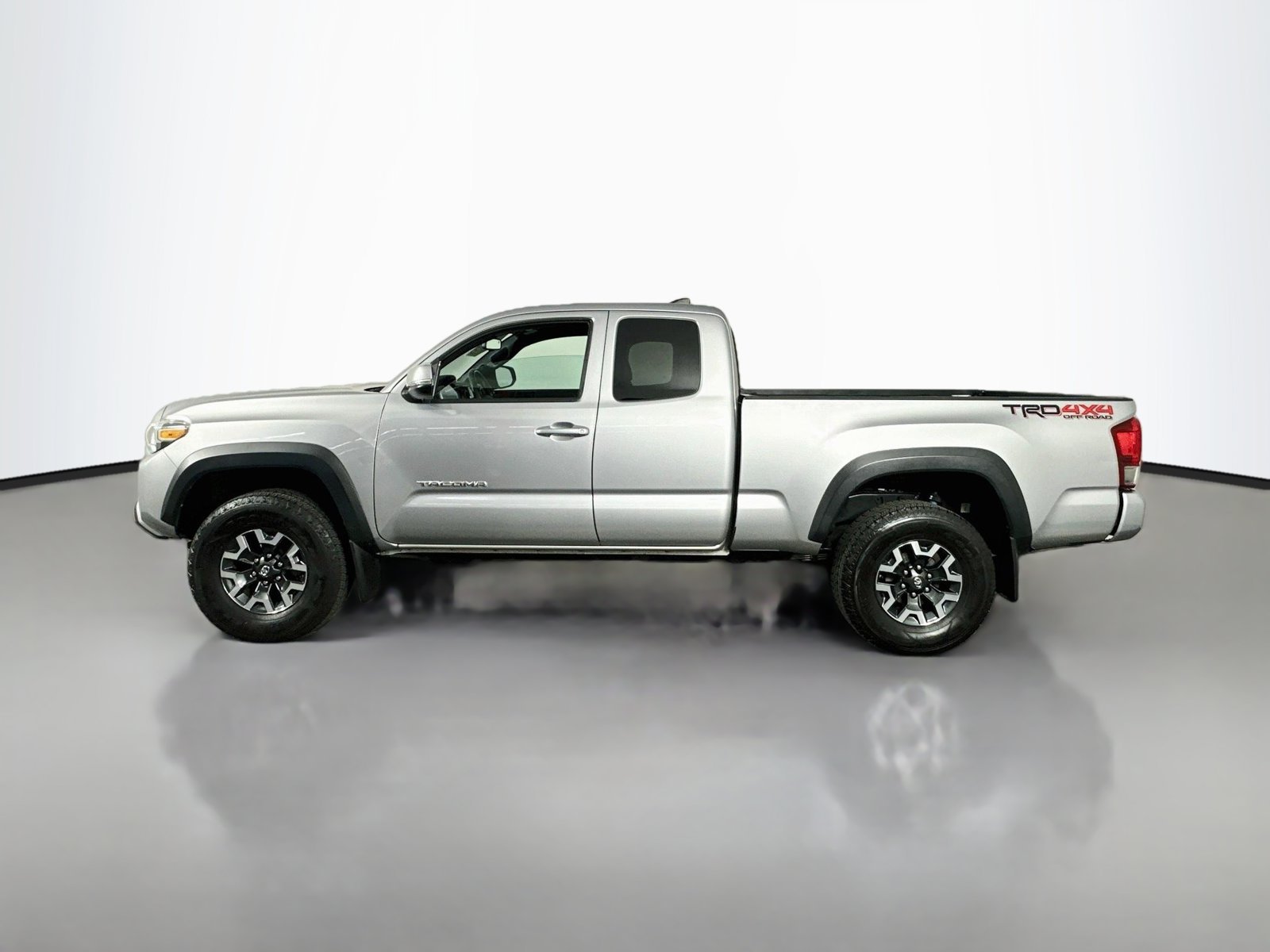 Used 2016 Silver Sky Metallic Toyota TRD Off-Road image 4