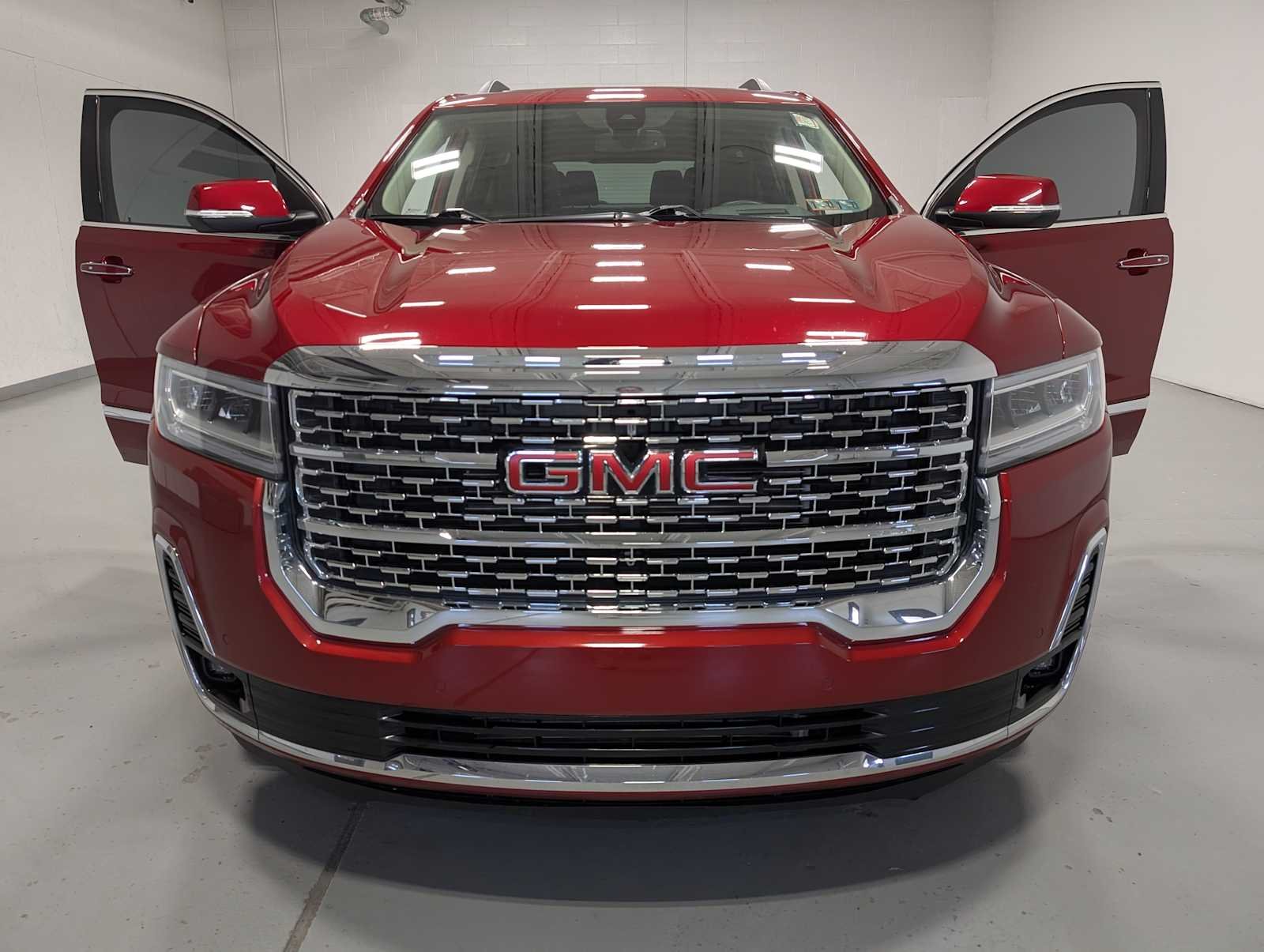 Used 2023 Volcanic Red Tintcoat GMC Denali image 15