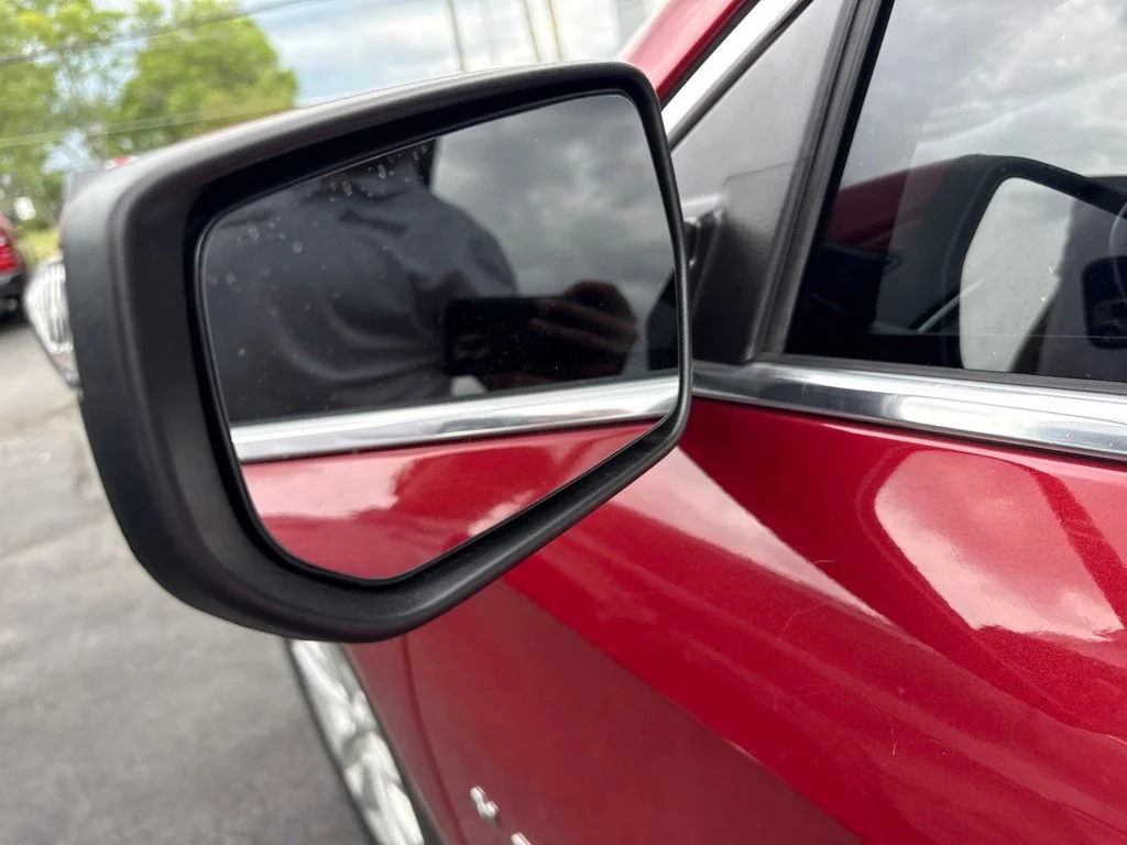 Used 2016 Red Chevrolet LT image 13