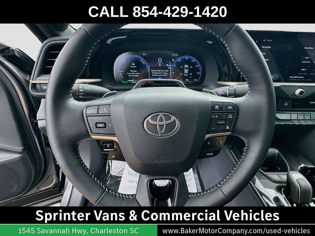 Used 2025  Toyota Platinum image 12