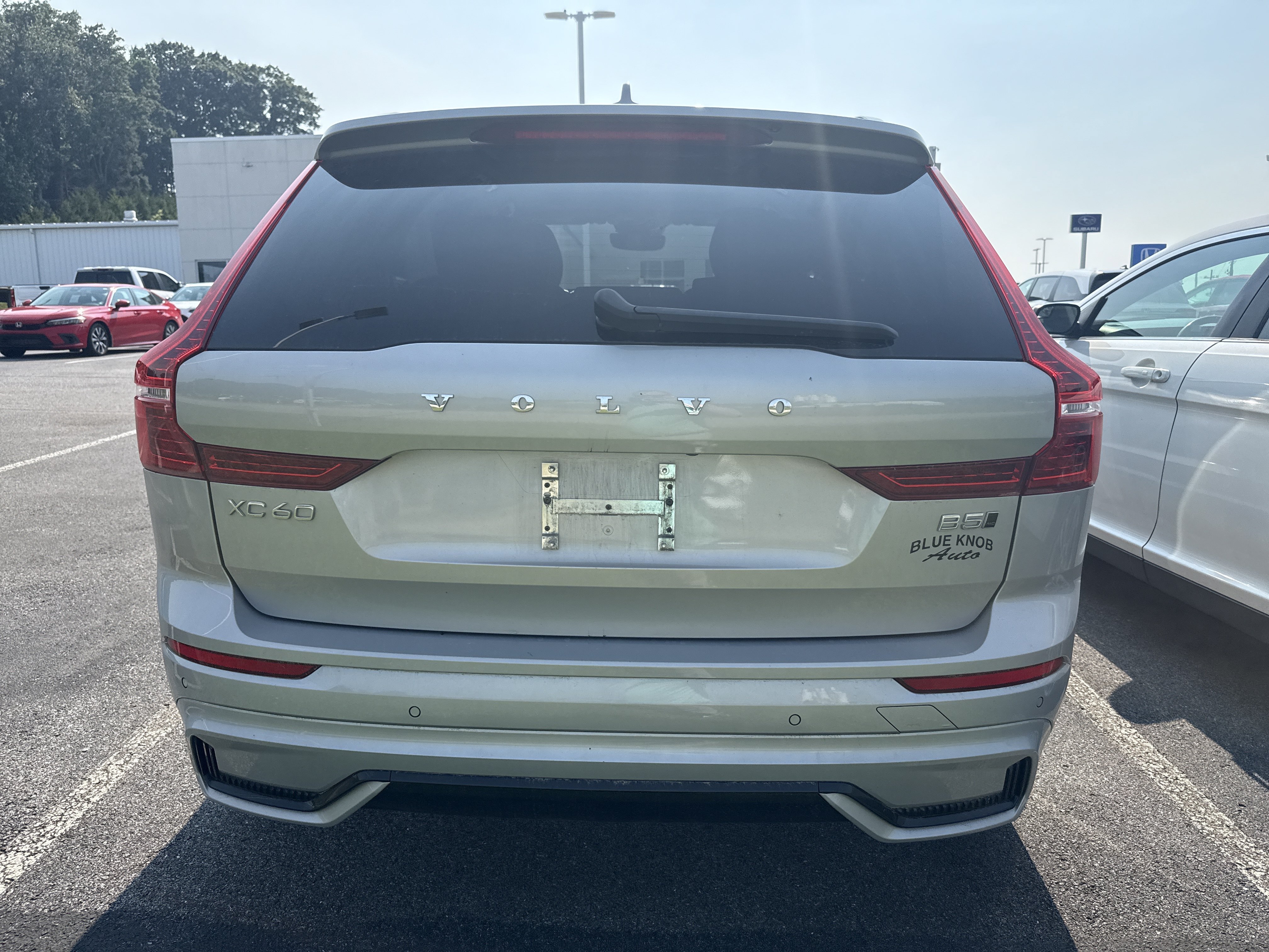 Used 2024 Silver Dawn Metallic Volvo Plus Dark Theme image 5