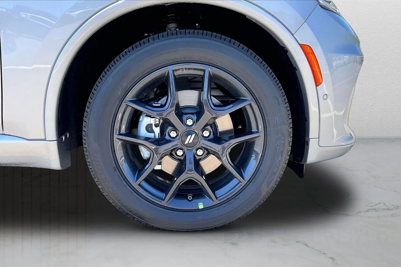 New 2026 Triple Nickel Exterior Paint Dodge  image 35