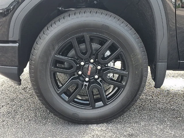 New 2026 Onyx Black GMC Elevation image 5