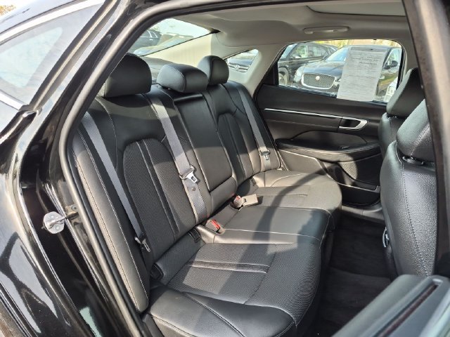 Used 2024 Black Hyundai Limited image 31