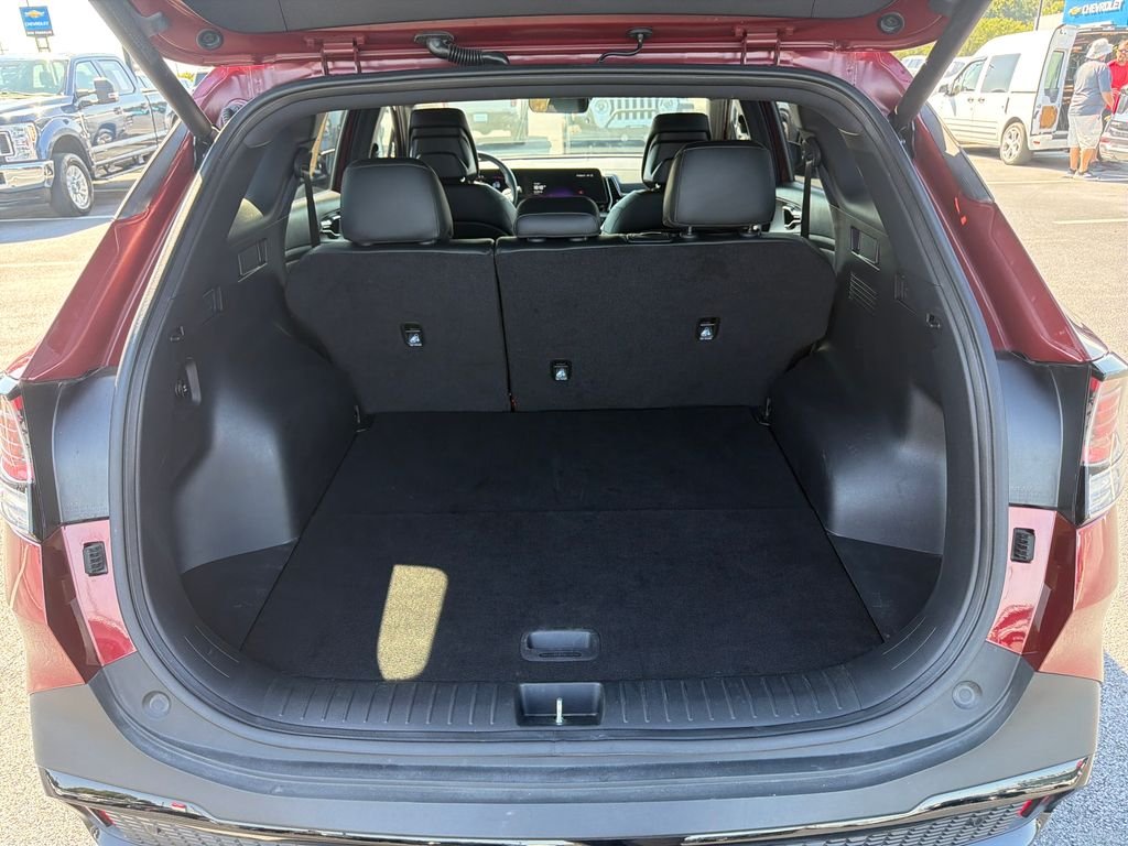 Used 2025 Red Kia X-Line image 9