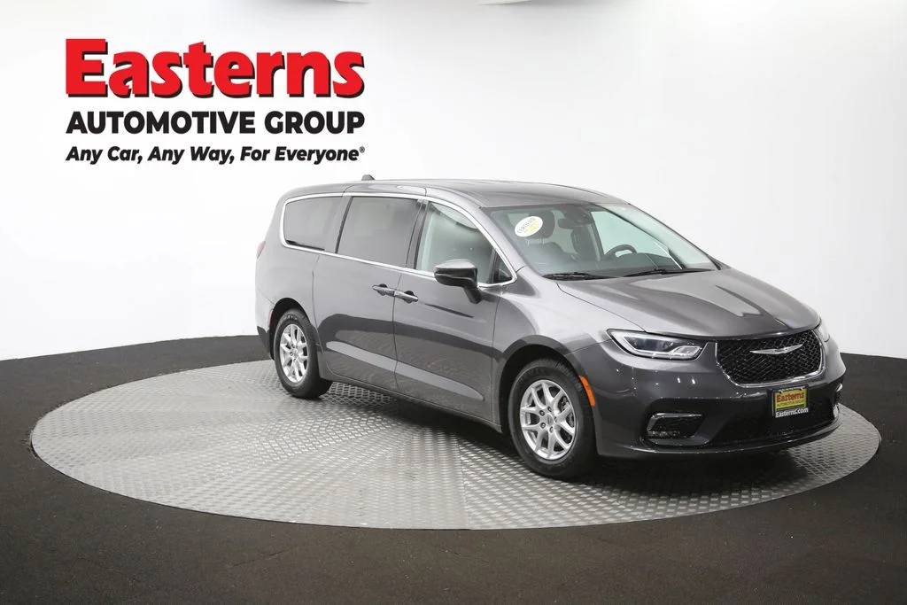 Used 2023 Gray Chrysler Touring L image 50