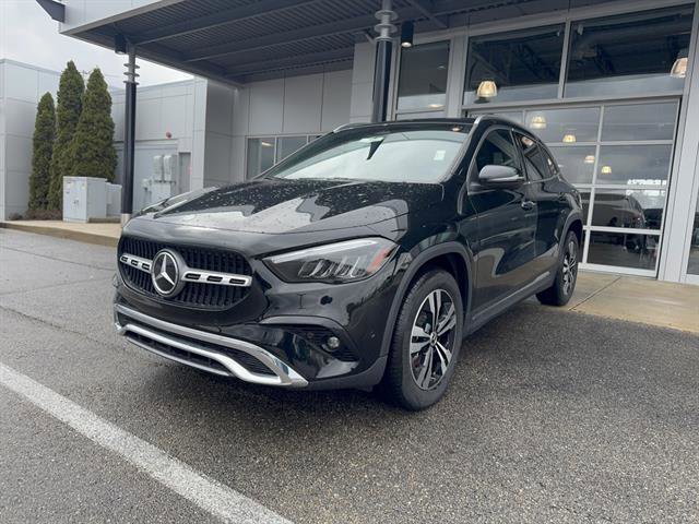 New 2026 Night Black Mercedes-Benz GLA 250 4MATIC® image 17