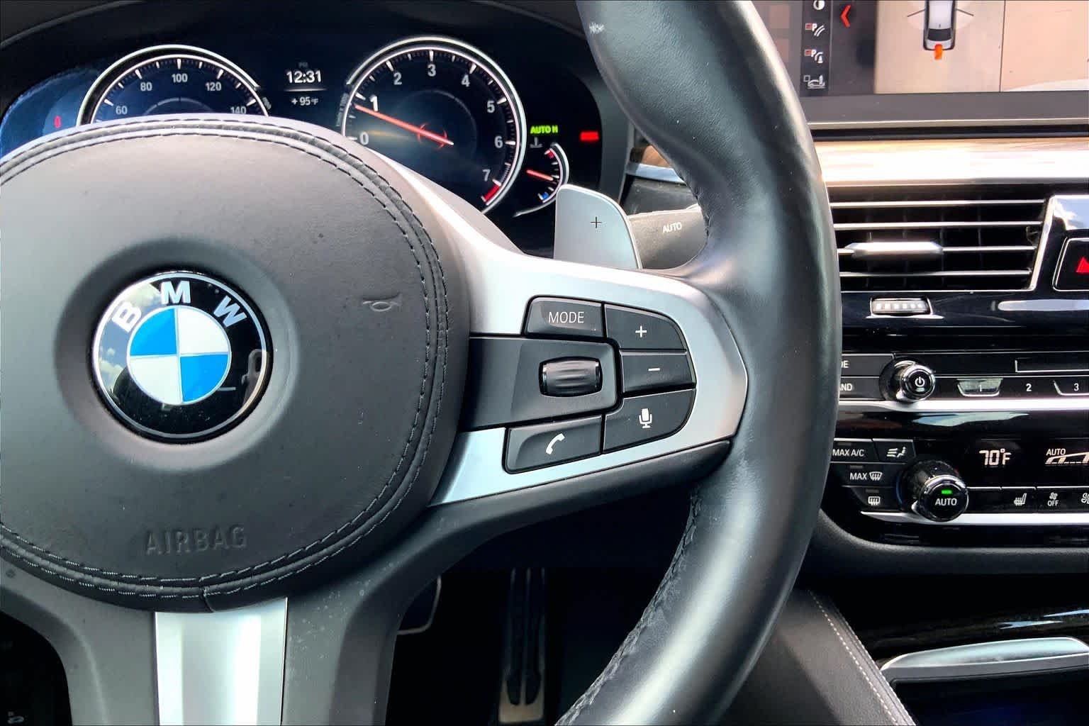 Used 2018 Mineral White Metallic BMW 540i image 24