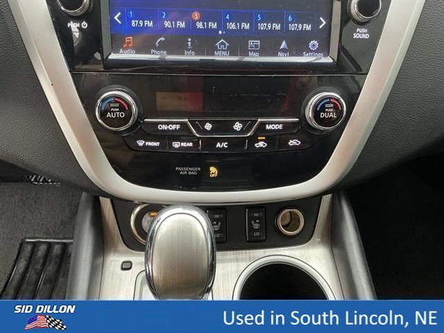 Used 2015 Gun Metallic Nissan SL image 12