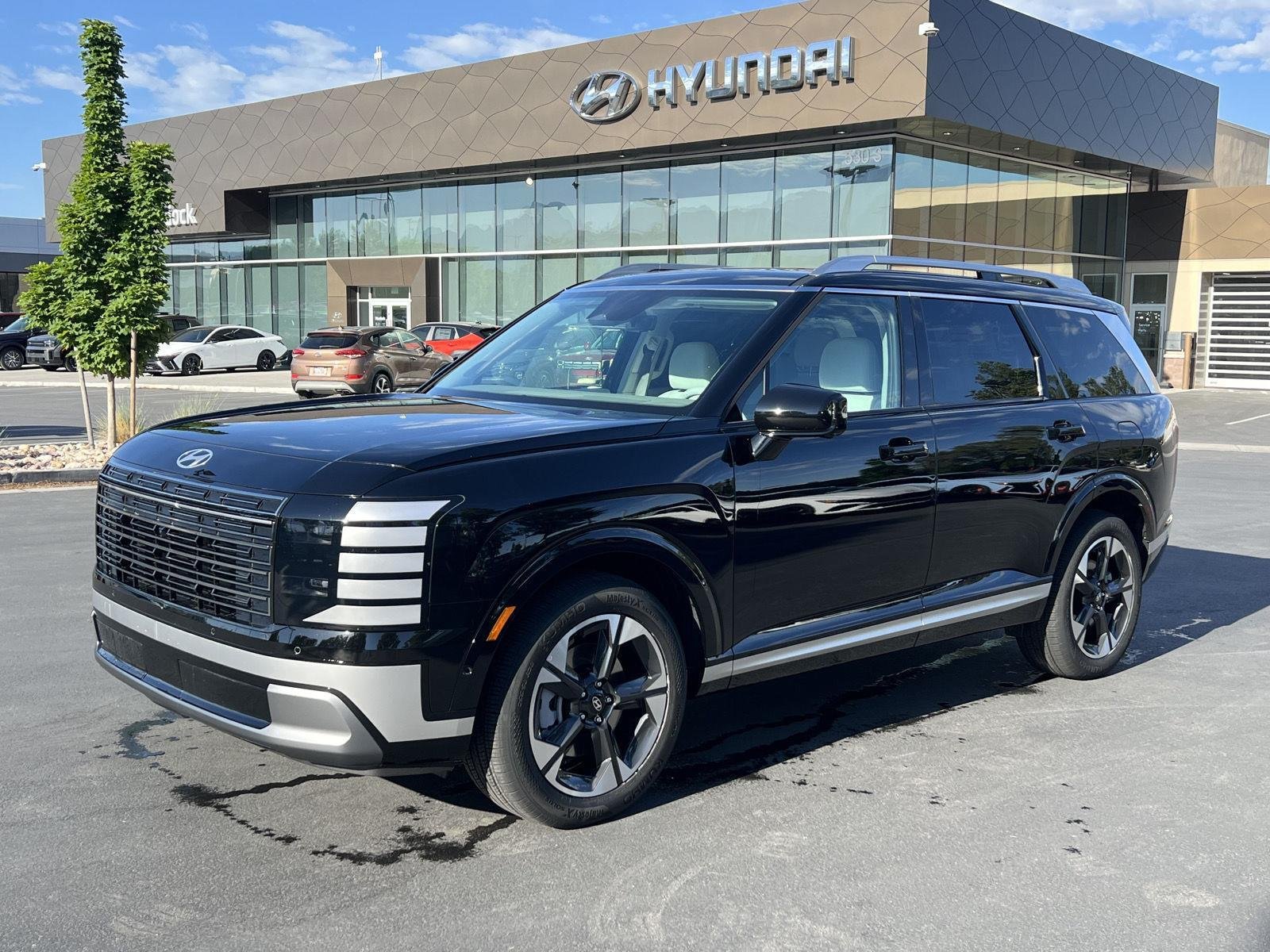 2026 Hyundai Palisade Limited AWD's photo