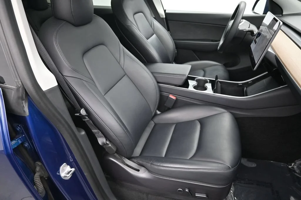 Used 2021 Blue Tesla Long Range image 27