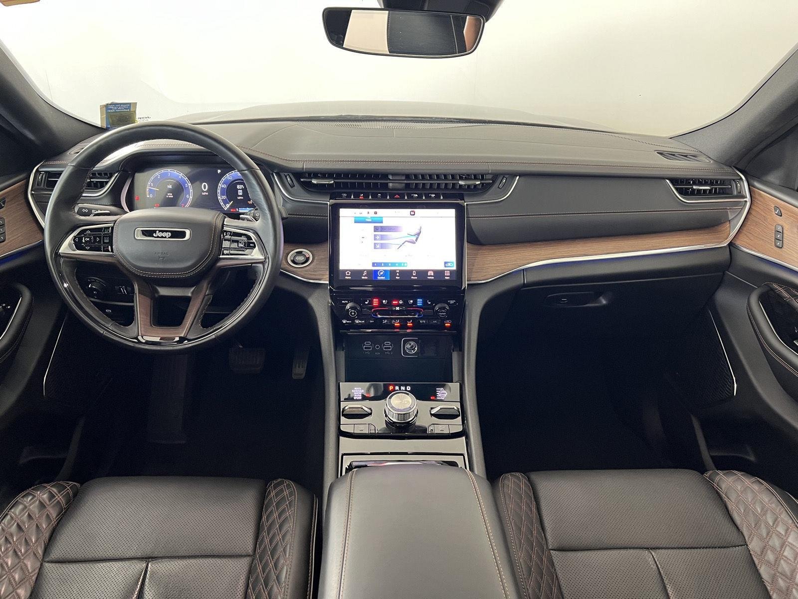 Used 2023 Velvet Red Pearlcoat Jeep Summit image 22