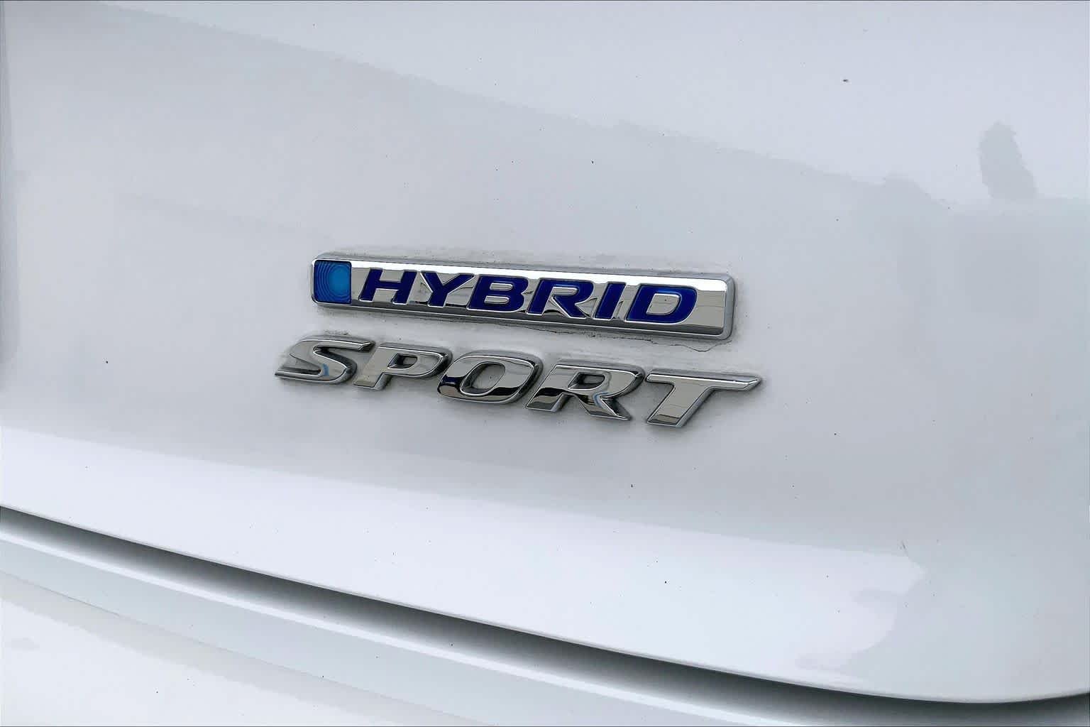 Used 2025 Platinum White Pearl Honda Sport image 9