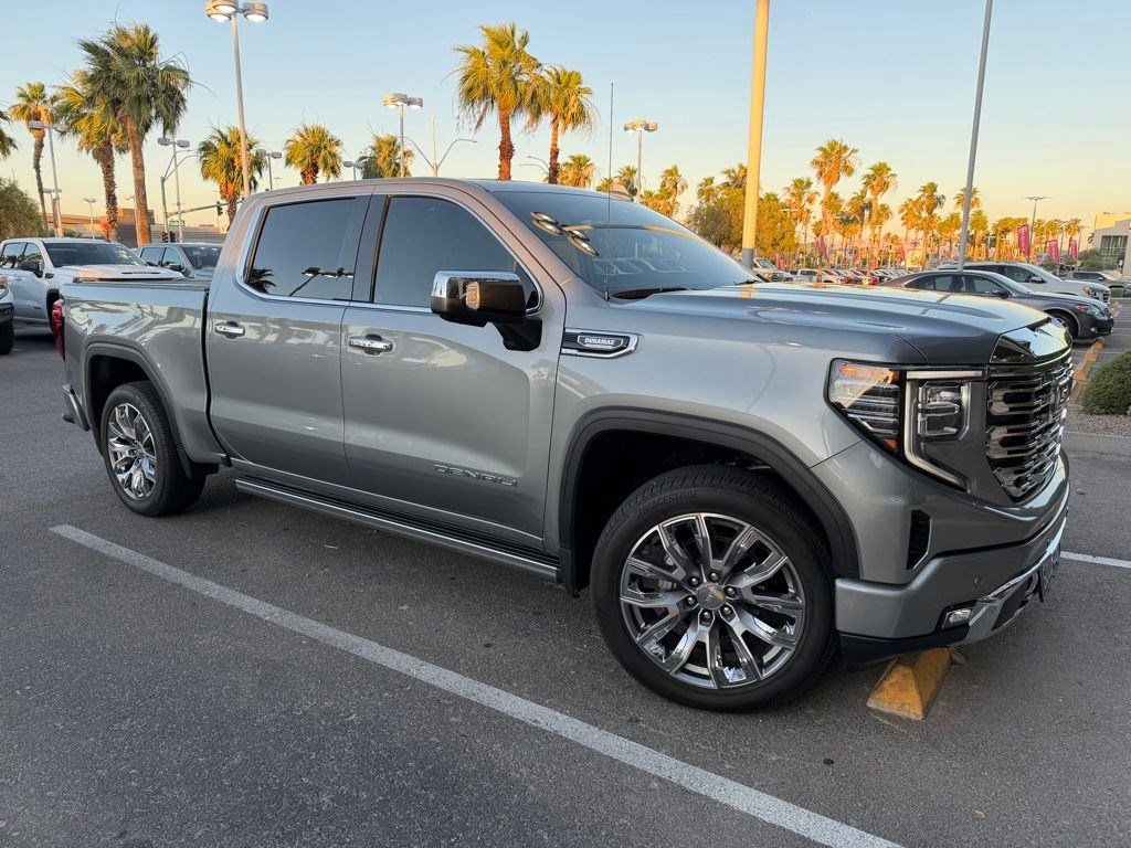 Used 2025 Sterling Metallic GMC Denali image 3
