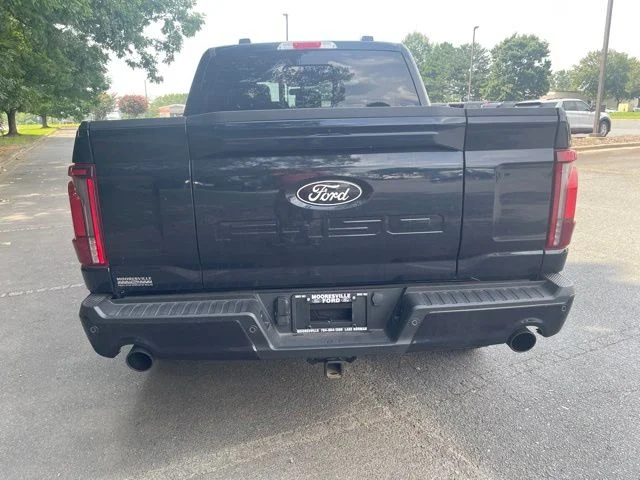 Used 2025 Blue Ford Lariat image 4