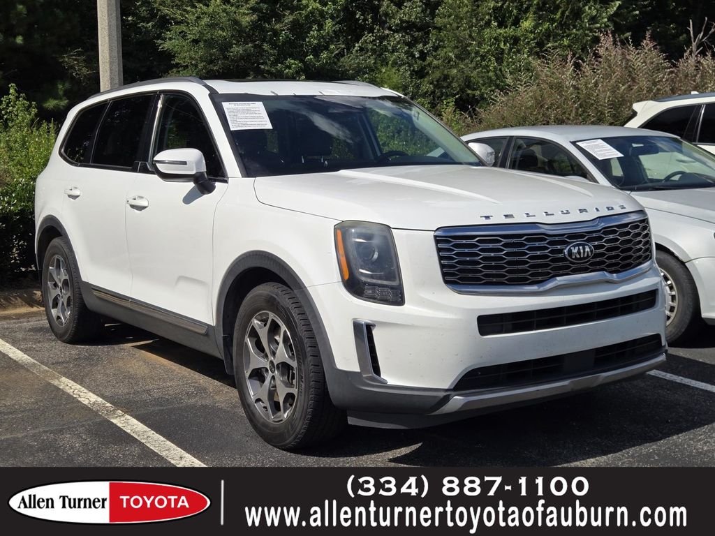 Used 2020 White Kia EX image 1