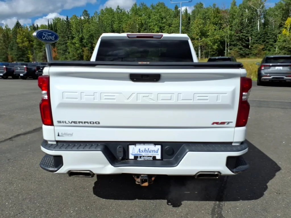 Used 2021 White Chevrolet RST image 6