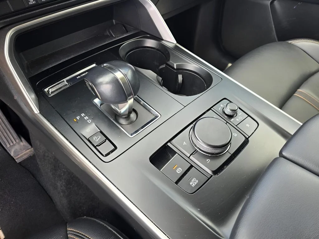 Used 2024 Rhodium White Premium Mazda 3.3 Turbo Select image 19